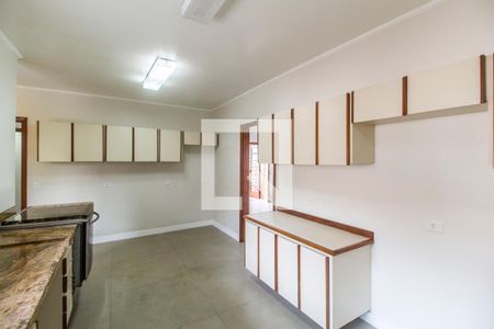 Casa de condomínio para alugar com 575m², 7 quartos e 6 vagasCozinha