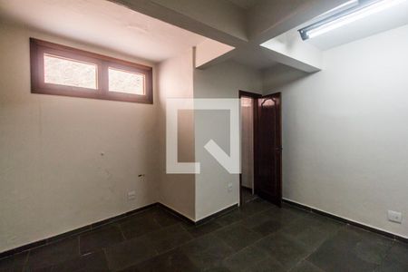 Casa de condomínio para alugar com 575m², 7 quartos e 6 vagasSuíte