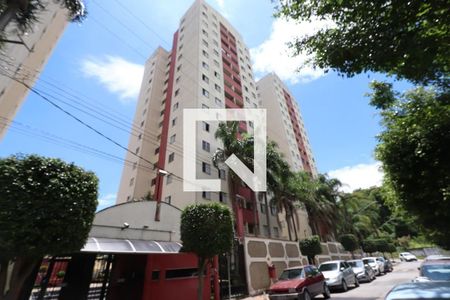 Apartamento para alugar com 57m², 3 quartos e 1 vagaFachada e portaria
