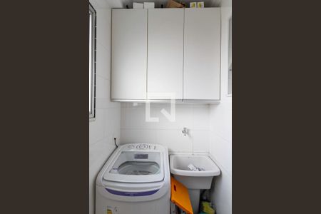 Apartamento à venda com 157m², 3 quartos e 2 vagas Apartamento à venda com 157m², 3 quartos e 2 vagasÁrea de serviço