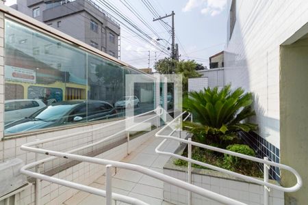 Apartamento à venda com 157m², 3 quartos e 2 vagas Apartamento à venda com 157m², 3 quartos e 2 vagasEntrada