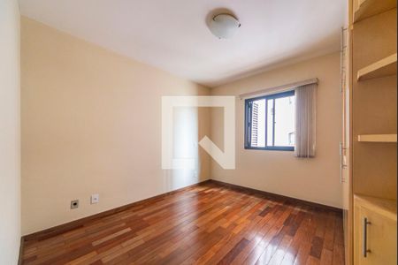 Quarto de apartamento à venda com 1 quarto, 59m² em Vila Alzira, Santo André