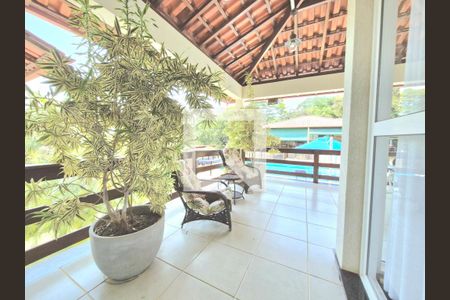 Casa de condomínio para alugar com 300m², 4 quartos e 6 vagasVaranda da Sala