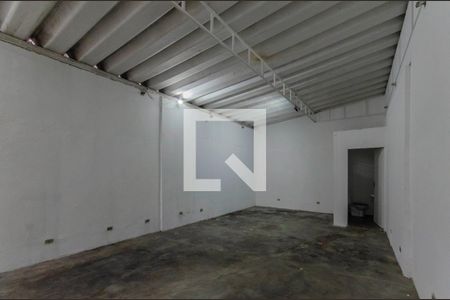 Casa à venda com 165m², 2 quartos e 1 vagaGalpão dos Fundos