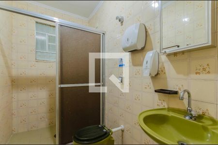 Casa à venda com 165m², 2 quartos e 1 vagaBanheiro