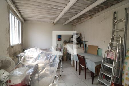 Casa à venda com 200m², 3 quartos e 2 vagasEdícula