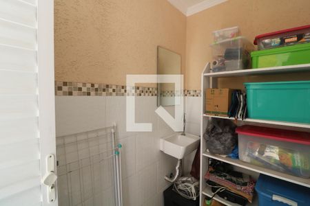 Casa à venda com 200m², 3 quartos e 2 vagasBanheiro Churrasqueira