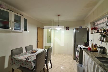 Casa à venda com 220m², 2 quartos e 3 vagasCozinha