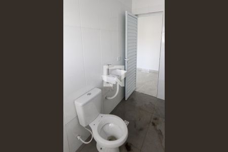 Casa para alugar com 30m², 1 quarto e sem vagaBanheiro e Área de Serviço