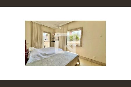 Casa à venda com 360m², 3 quartos e 3 vagasQuarto