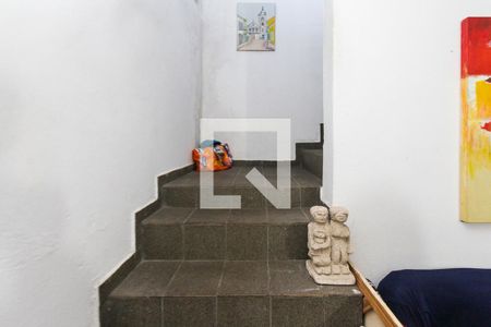 Escada de casa à venda com 5 quartos, 350m² em Vila Macedópolis, São Paulo