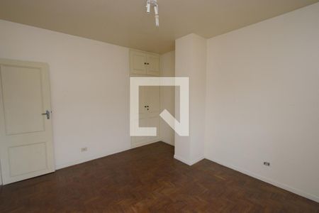 Casa à venda com 377m², 4 quartos e 3 vagasQuarto 4