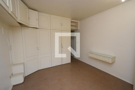 Casa à venda com 377m², 4 quartos e 3 vagasSuíte 2