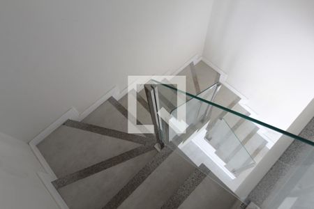 Casa à venda com 120m², 3 quartos e 1 vagaEscadas