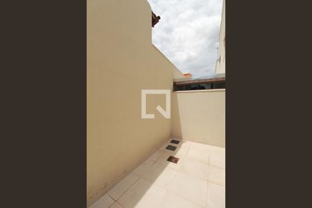 Casa à venda com 120m², 3 quartos e 1 vagaÁrea de Serviço