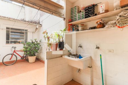 Casa à venda com 100m², 2 quartos e 1 vaga Casa à venda com 100m², 2 quartos e 1 vagaÁrea de Serviço