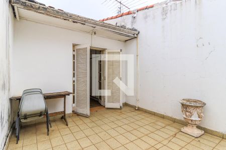 Casa à venda com 100m², 2 quartos e 1 vaga Casa à venda com 100m², 2 quartos e 1 vagaVaranda do Quarto 2