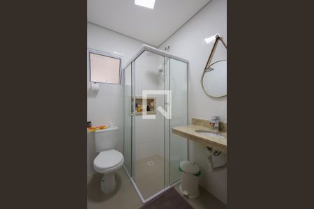 Banheiro de apartamento para alugar com 1 quarto, 30m² em Santa Teresinha, São Paulo