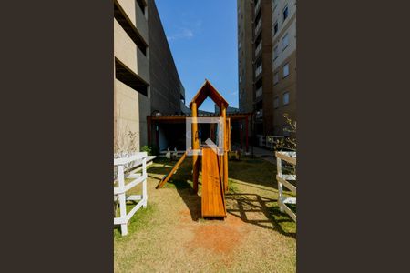 Apartamento para alugar com 55m², 2 quartos e 1 vaga Apartamento para alugar com 55m², 2 quartos e 1 vagaÁrea comum - Playground