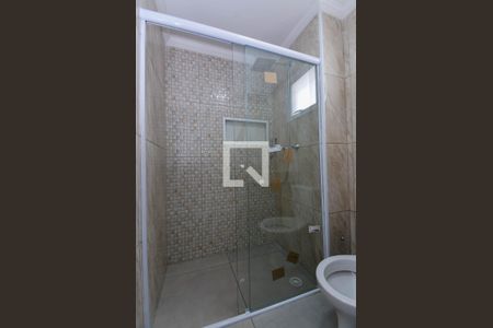 Apartamento para alugar com 55m², 2 quartos e 1 vaga Apartamento para alugar com 55m², 2 quartos e 1 vagaBanheiro da Suíte