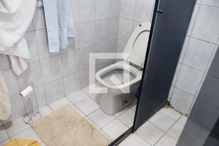 Casa para alugar com 377m², 4 quartos e 4 vagas Casa para alugar com 377m², 4 quartos e 4 vagasBanheiro da Suíte 3