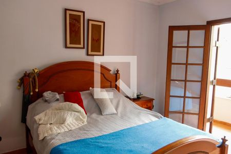 Casa para alugar com 377m², 4 quartos e 4 vagas Casa para alugar com 377m², 4 quartos e 4 vagasQuarto 4 - Suíte