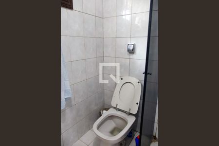 Casa para alugar com 377m², 4 quartos e 4 vagas Casa para alugar com 377m², 4 quartos e 4 vagasBanheiro da Suíte 3