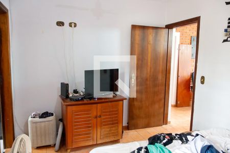 Casa para alugar com 377m², 4 quartos e 4 vagas Casa para alugar com 377m², 4 quartos e 4 vagasQuarto 3 - Suíte