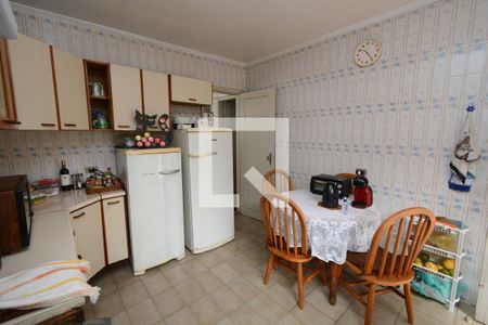 Casa à venda com 280m², 3 quartos e 3 vagasCozinha