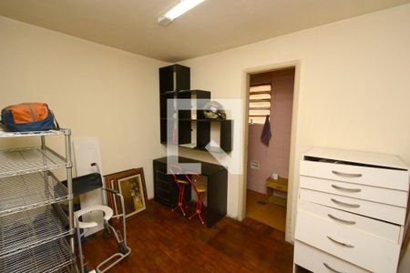 Casa à venda com 280m², 3 quartos e 3 vagasQuarto de Serviço