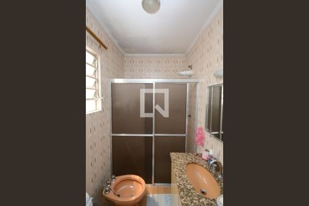 Casa à venda com 280m², 3 quartos e 3 vagasBanheiro