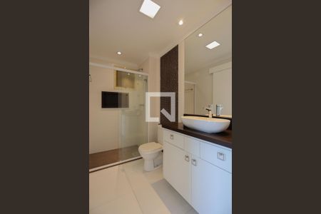 Apartamento para alugar com 45m², 1 quarto e 1 vaga Apartamento para alugar com 45m², 1 quarto e 1 vagaBanheiro da suíte