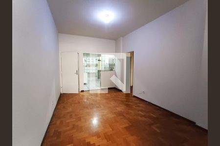 Apartamento à venda com 113m², 3 quartos e sem vaga Apartamento à venda com 113m², 3 quartos e sem vagaSala