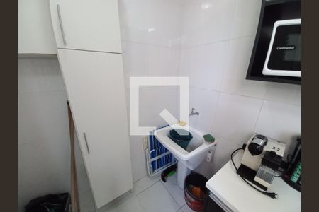 Apartamento para alugar com 64m², 3 quartos e 1 vagaÁrea de Serviço
