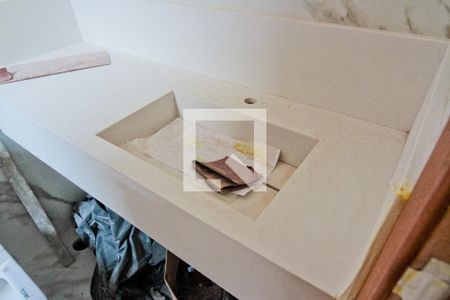 Casa à venda com 250m², 3 quartos e 4 vagasBanheiro da Suíte 2