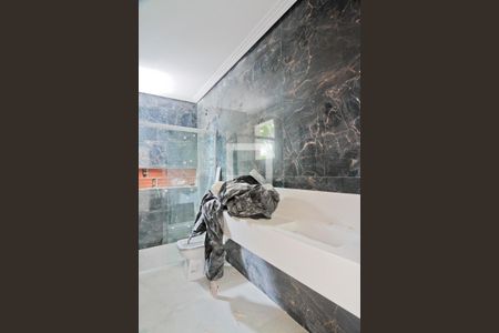 Casa à venda com 250m², 3 quartos e 4 vagasBanheiro da Suíte 3