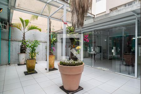 Apartamento para alugar com 165m², 3 quartos e sem vaga Apartamento para alugar com 165m², 3 quartos e sem vagaQuintal