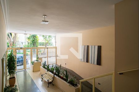 Apartamento para alugar com 165m², 3 quartos e sem vaga Apartamento para alugar com 165m², 3 quartos e sem vagaÁrea comum - Hall de entrada