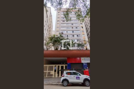 Apartamento para alugar com 165m², 3 quartos e sem vaga Apartamento para alugar com 165m², 3 quartos e sem vagaFachada