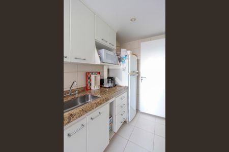 Apartamento à venda com 62m², 2 quartos e 1 vaga Apartamento à venda com 62m², 2 quartos e 1 vagaCozinha