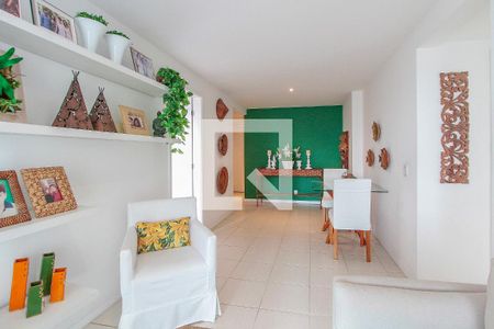Apartamento à venda com 62m², 2 quartos e 1 vaga Apartamento à venda com 62m², 2 quartos e 1 vagaSala