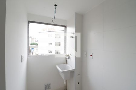 Sala/Cozinha/Área de Serviço de apartamento à venda com 1 quarto, 32m² em Vila Paulicéia, São Paulo