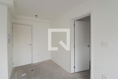 Sala/Cozinha/Área de Serviço de apartamento à venda com 1 quarto, 32m² em Vila Paulicéia, São Paulo