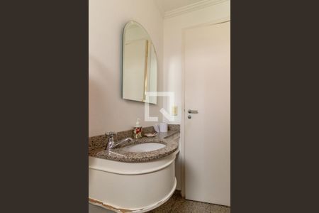 Apartamento à venda com 118m², 3 quartos e 2 vagas Apartamento à venda com 118m², 3 quartos e 2 vagasLavabo