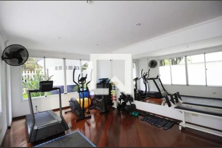 Apartamento à venda com 118m², 3 quartos e 2 vagas Apartamento à venda com 118m², 3 quartos e 2 vagasÁrea comum - Academia