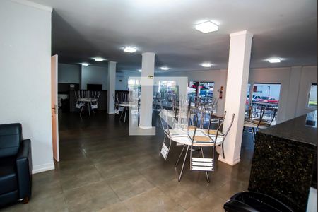 Apartamento para alugar com 49m², 2 quartos e 1 vaga Apartamento para alugar com 49m², 2 quartos e 1 vagaÁrea comum - Salão de festas