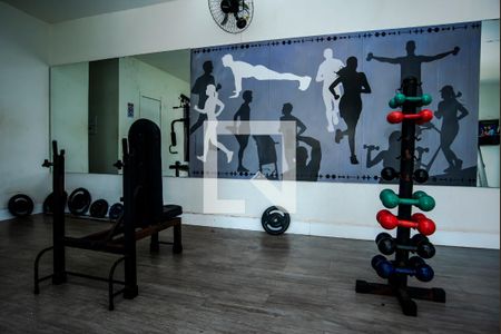 Apartamento para alugar com 49m², 2 quartos e 1 vaga Apartamento para alugar com 49m², 2 quartos e 1 vagaÁrea comum - Academia