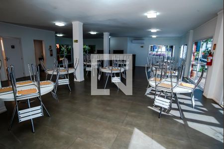 Apartamento para alugar com 49m², 2 quartos e 1 vaga Apartamento para alugar com 49m², 2 quartos e 1 vagaÁrea comum - Salão de festas