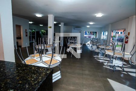 Apartamento para alugar com 49m², 2 quartos e 1 vaga Apartamento para alugar com 49m², 2 quartos e 1 vagaÁrea comum - Salão de festas