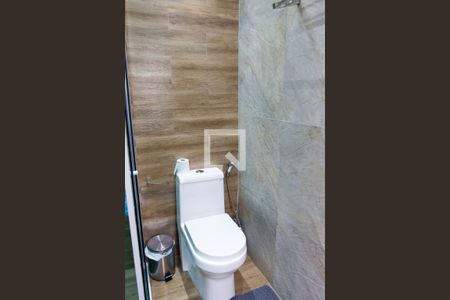 Casa à venda com 130m², 2 quartos e 3 vagas Casa à venda com 130m², 2 quartos e 3 vagasBanheiro da Suíte 2